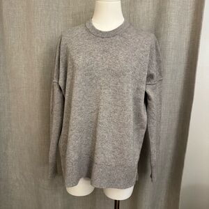 Athleta grey cashmere blend sweater, XS (oversized fit, best for XS–M).